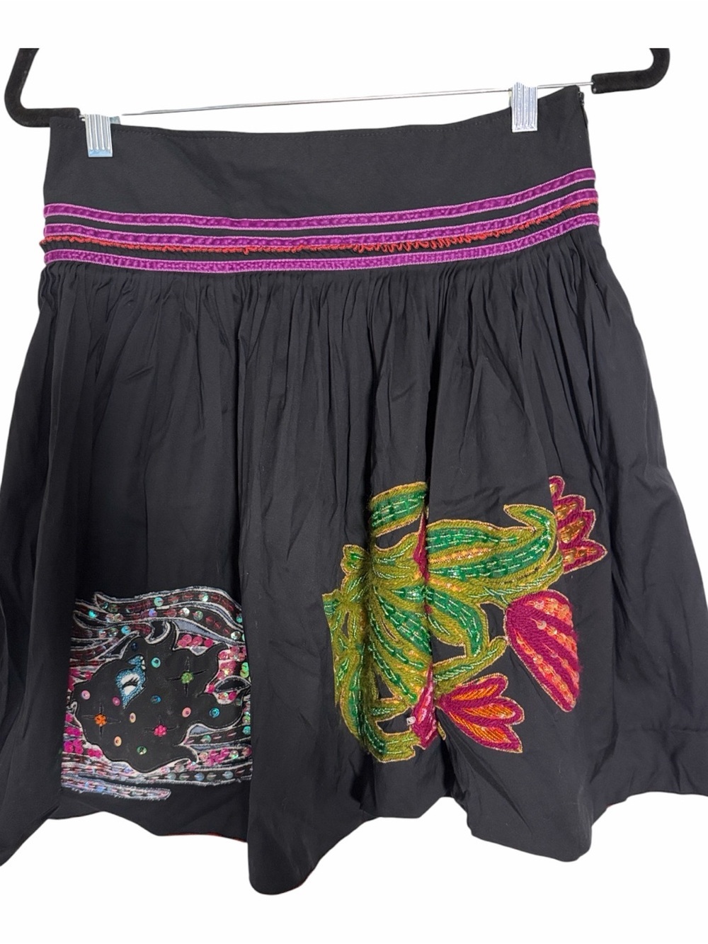 Karen artistic embroidery laced zipped mini cotton black skirt size Medium